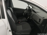  Toyota  Yaris TOYOTA  / 2017 / 5P / berlina con portón 1.5 100H Active #6