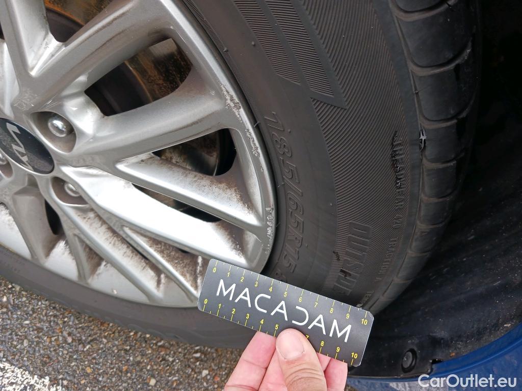  KIA  Rio KIA  / 2020 / 5P / berlina con portón 1.0 T-GDi 74kW (100CV) MHEV iMT Concept #16