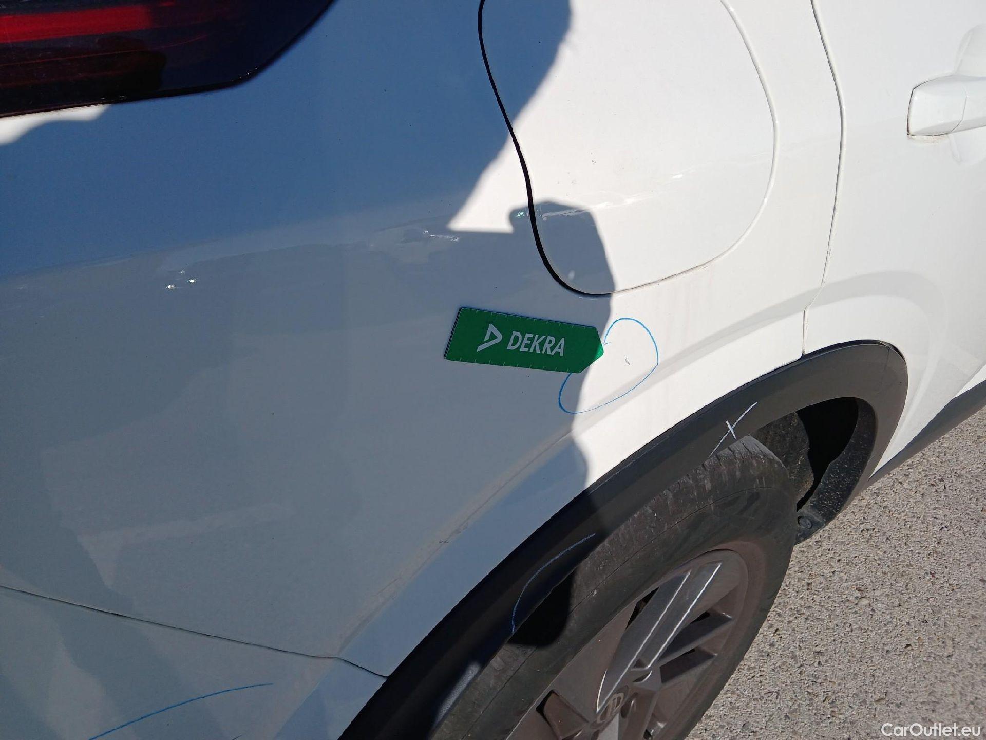  Nissan  Qashqai NISSAN  / 2021 / 5P / todoterreno DIG-T 103kW (140CV) mHEV 4x2 Acenta #26