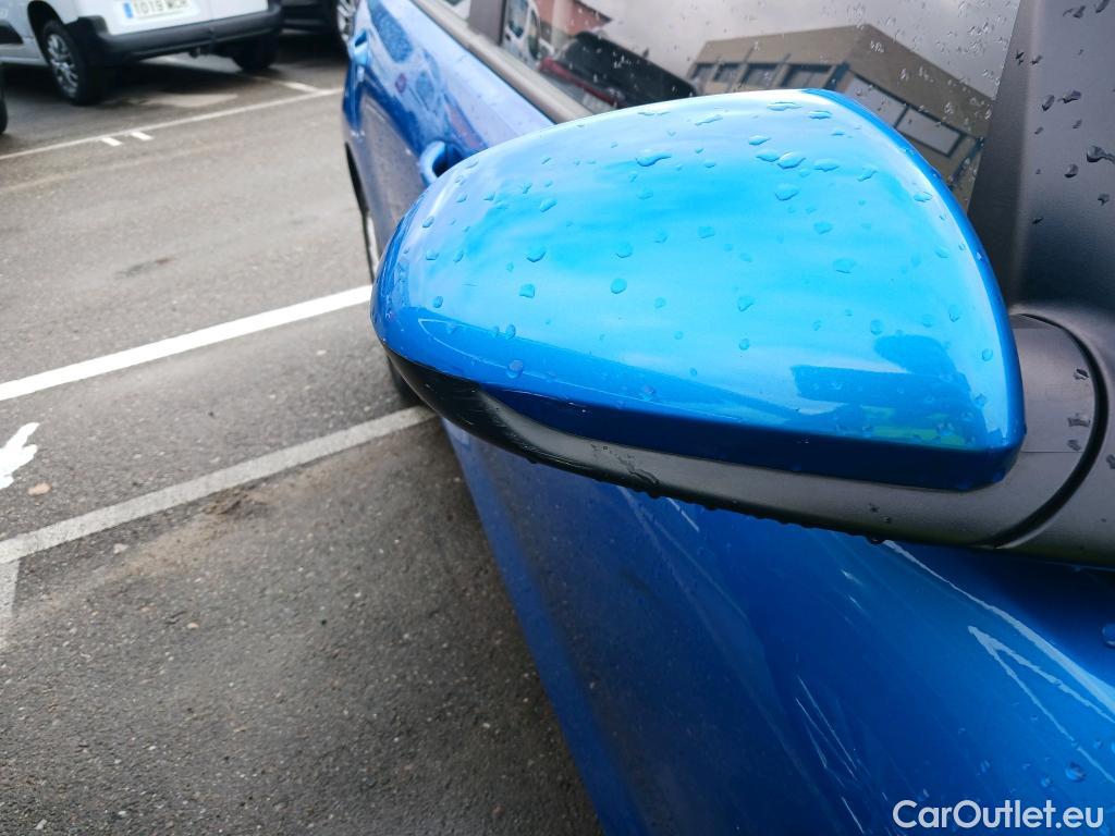  KIA  Rio KIA  / 2020 / 5P / berlina con portón 1.0 T-GDi 74kW (100CV) MHEV iMT Concept #52