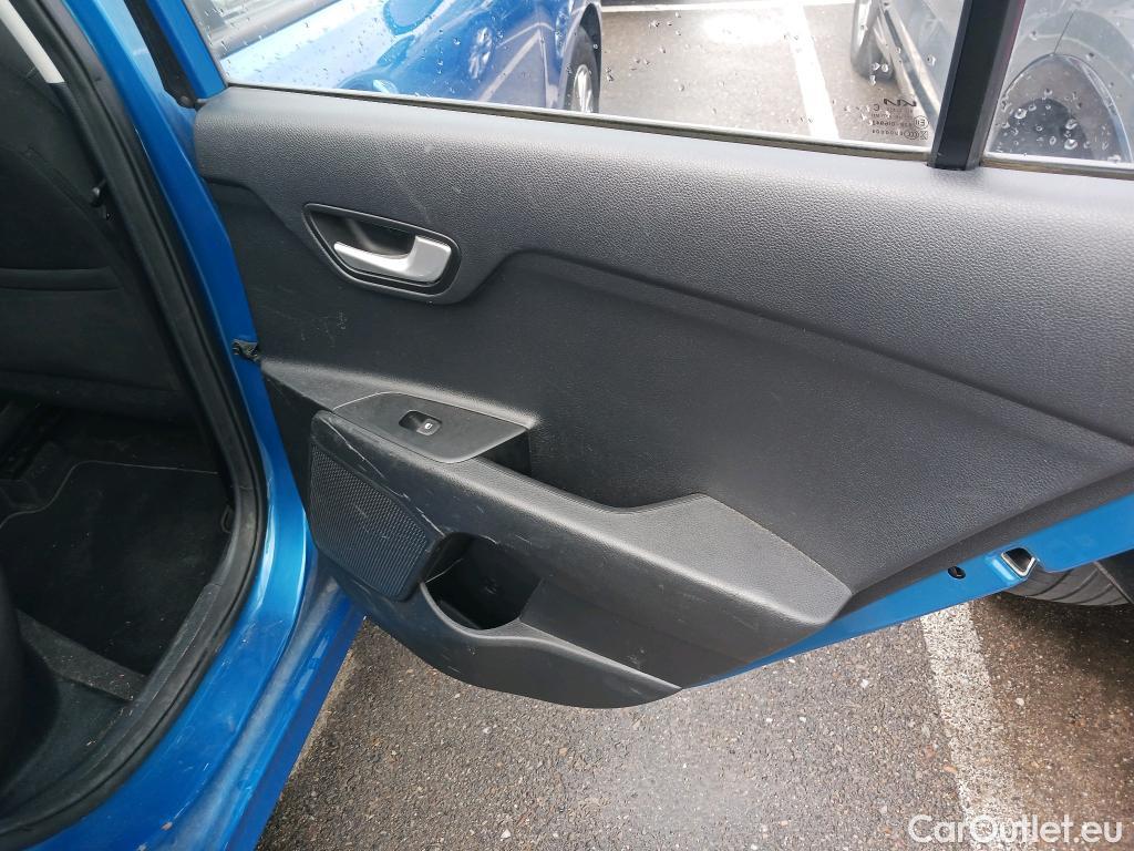  KIA  Rio KIA  / 2020 / 5P / berlina con portón 1.0 T-GDi 74kW (100CV) MHEV iMT Concept #35