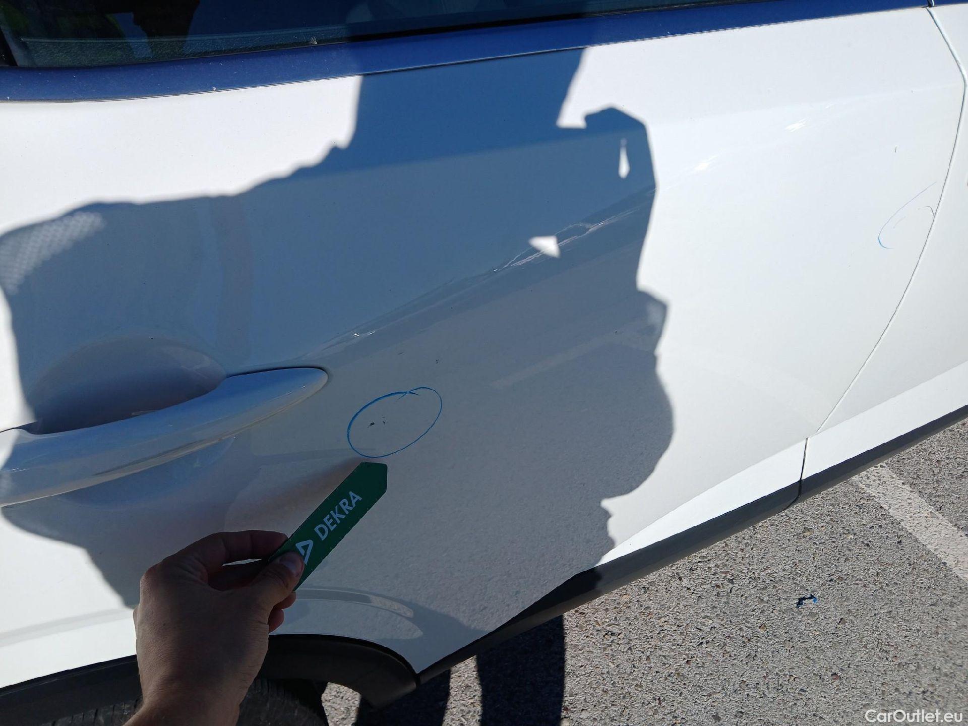  Nissan  Qashqai NISSAN  / 2021 / 5P / todoterreno DIG-T 103kW (140CV) mHEV 4x2 Acenta #27