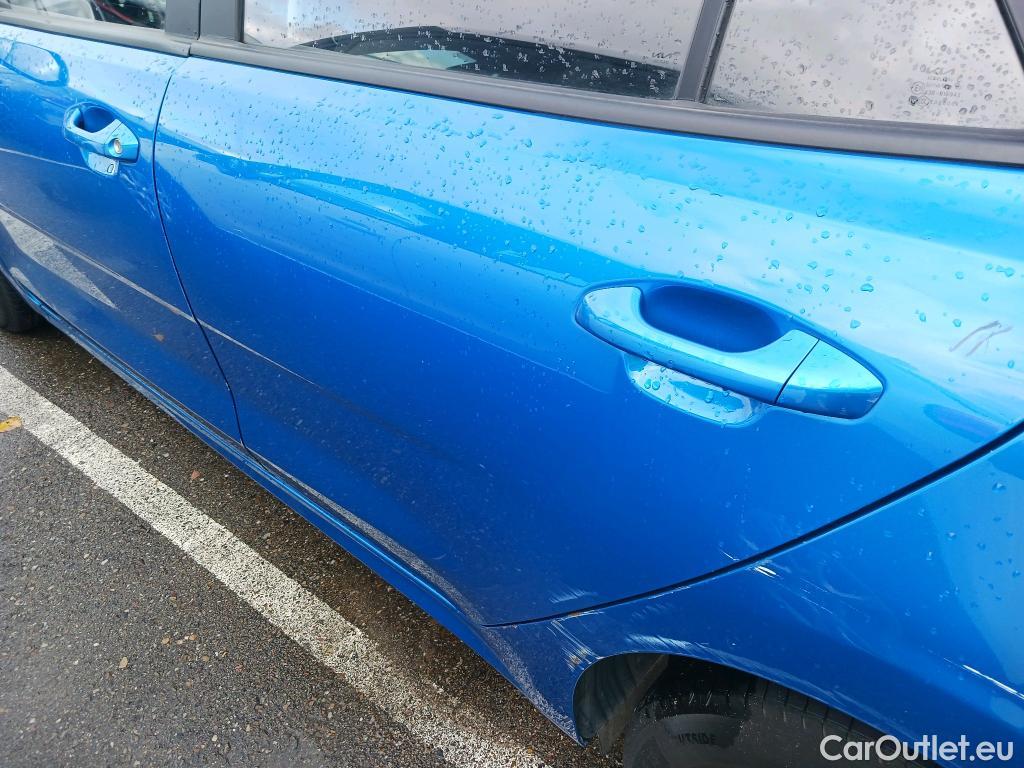  KIA  Rio KIA  / 2020 / 5P / berlina con portón 1.0 T-GDi 74kW (100CV) MHEV iMT Concept #33