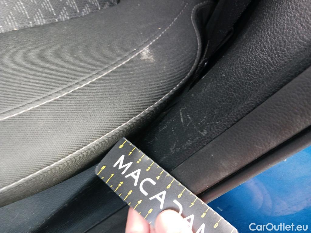  KIA  Rio KIA  / 2020 / 5P / berlina con portón 1.0 T-GDi 74kW (100CV) MHEV iMT Concept #28