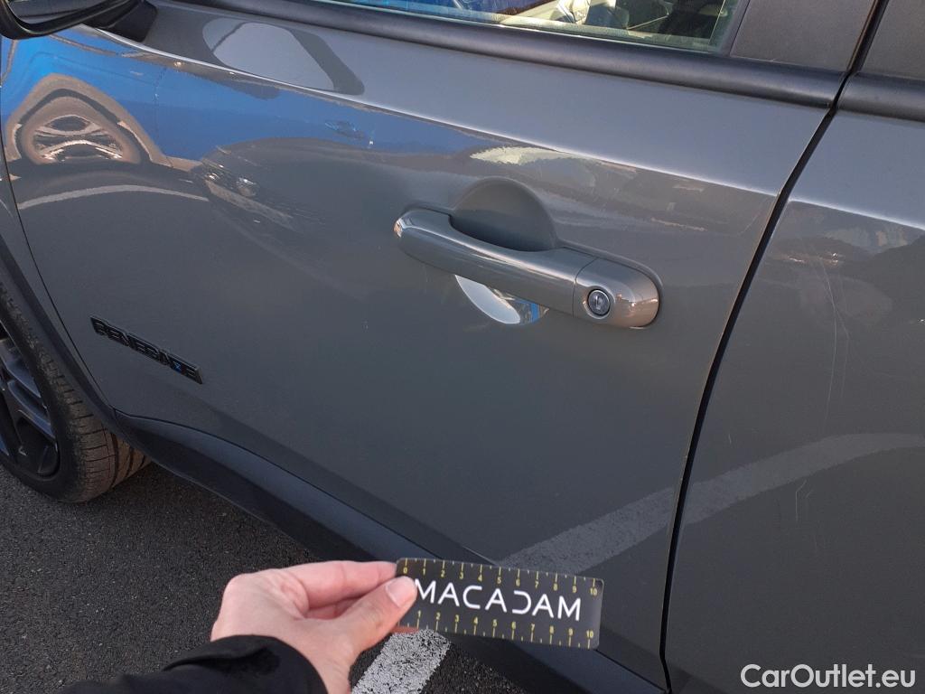  Jeep  Patriot JEEP Renegade / 2014 / 5P / todoterreno S 1.3 PHEV 177kW (240CV) AT AWD #17