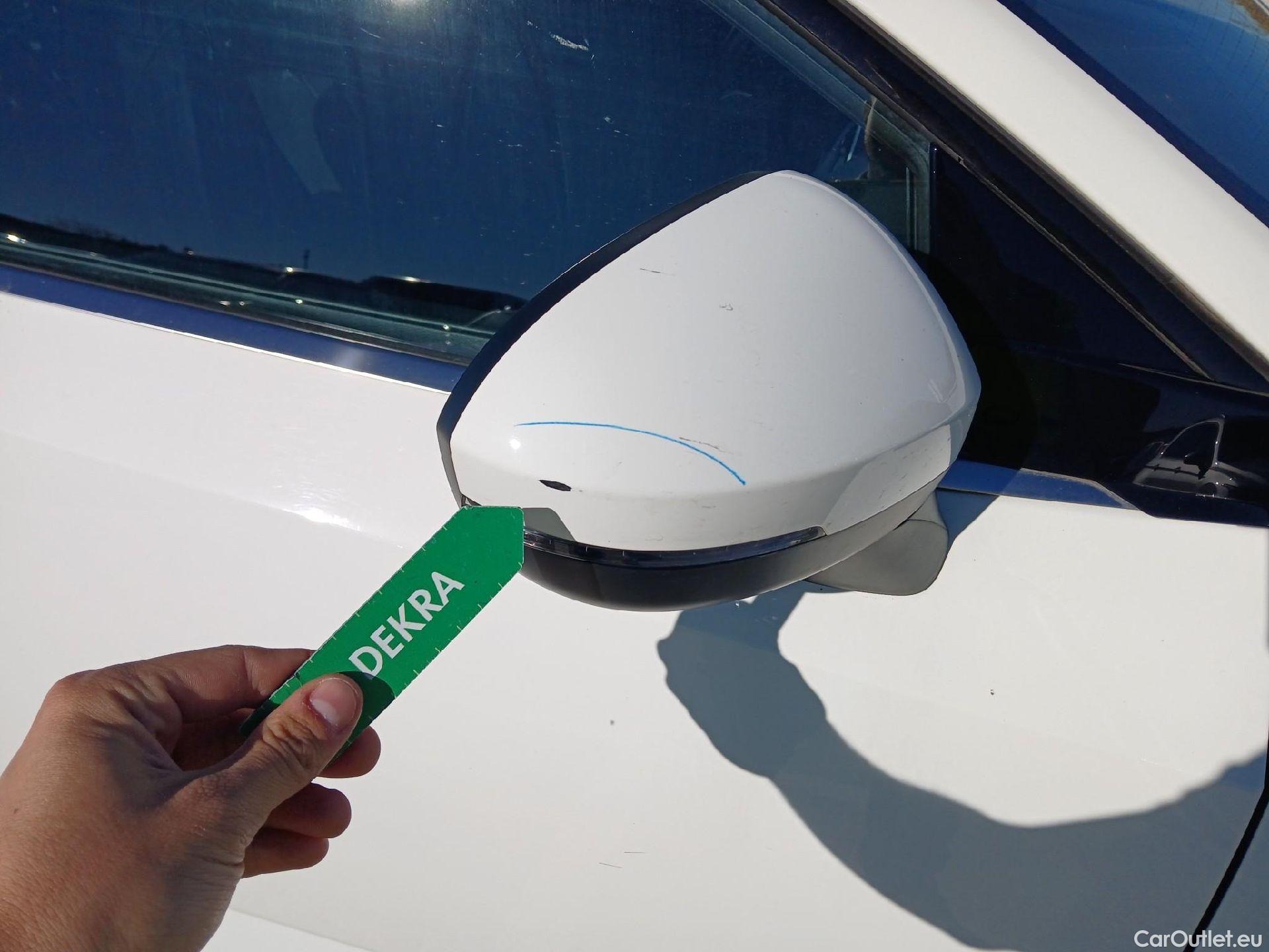  Nissan  Qashqai NISSAN  / 2021 / 5P / todoterreno DIG-T 103kW (140CV) mHEV 4x2 Acenta #30