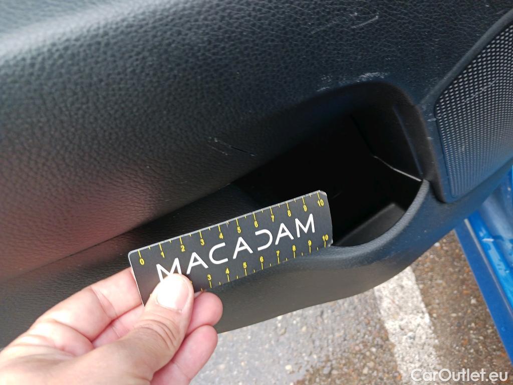  KIA  Rio KIA  / 2020 / 5P / berlina con portón 1.0 T-GDi 74kW (100CV) MHEV iMT Concept #30