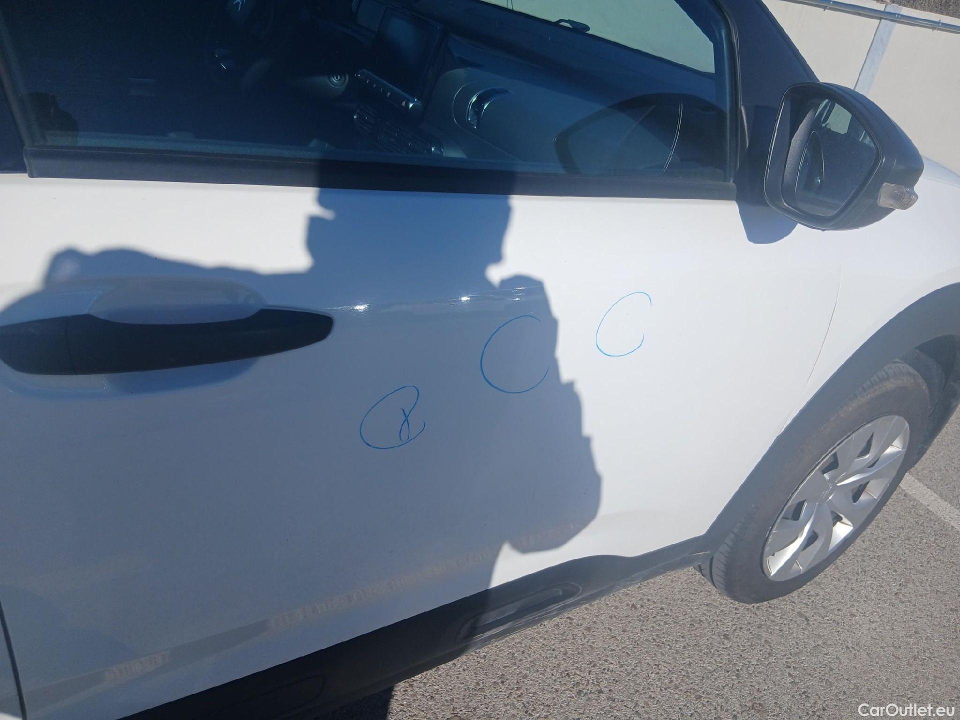  Citroen  C4 Cactus CITROEN  / 2018 / 5P / berlina con portón BlueHDi 73KW (100CV) Live #34