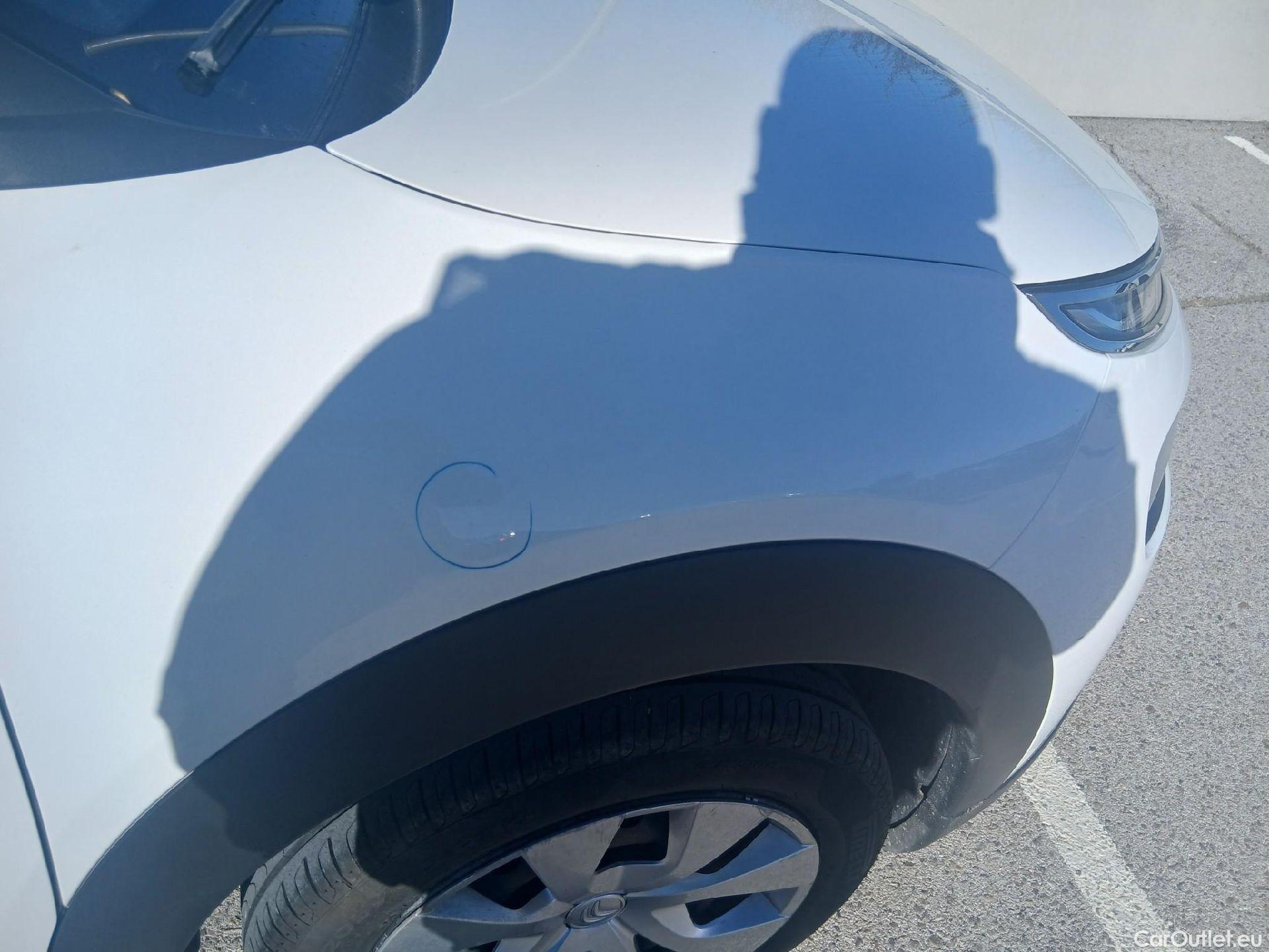  Citroen  C4 Cactus CITROEN  / 2018 / 5P / berlina con portón BlueHDi 73KW (100CV) Live #40