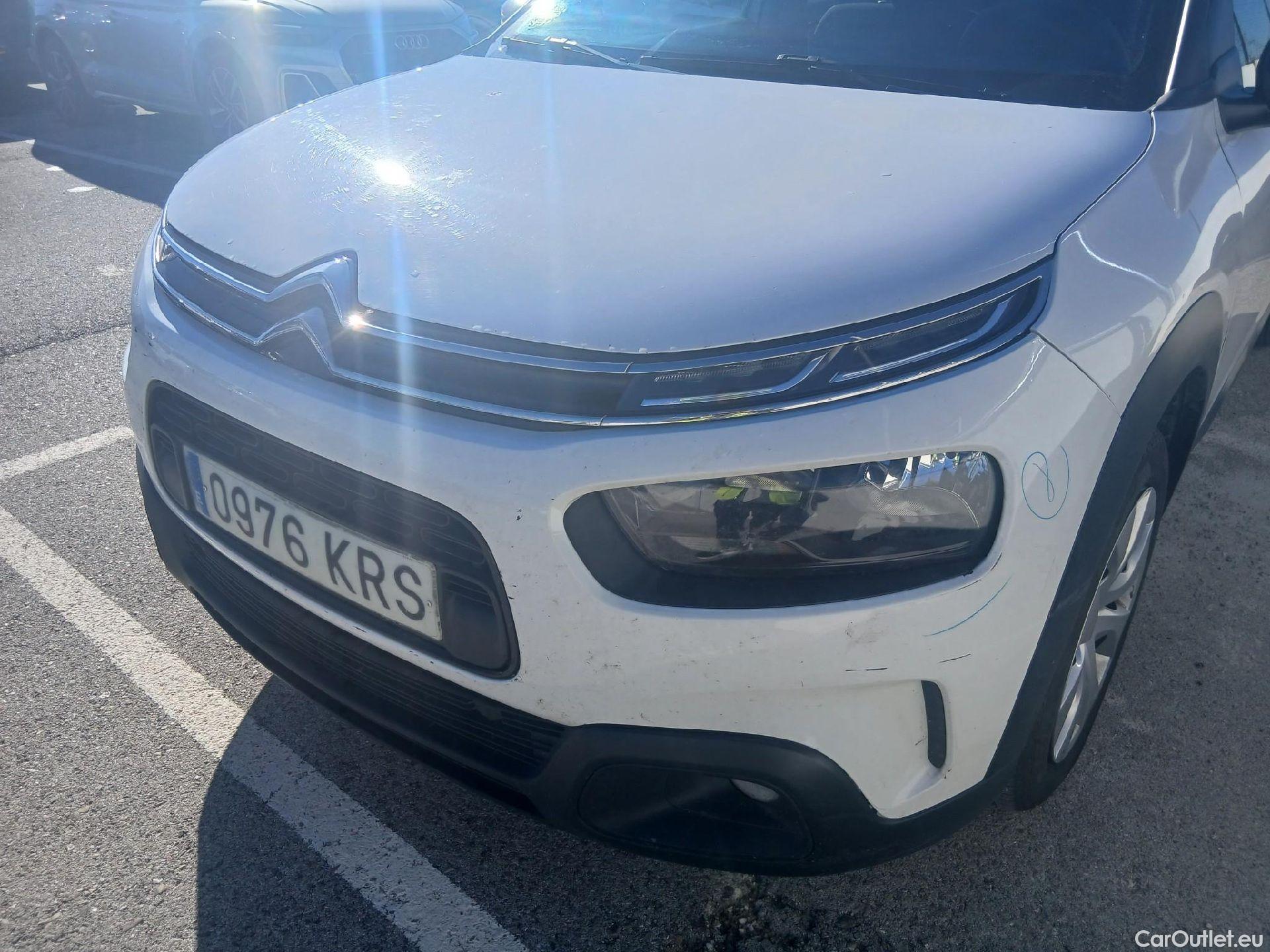  Citroen  C4 Cactus CITROEN  / 2018 / 5P / berlina con portón BlueHDi 73KW (100CV) Live #9