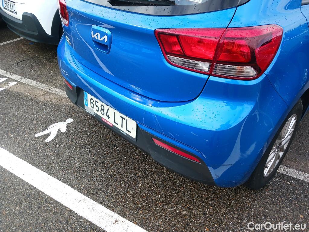 KIA  Rio KIA  / 2020 / 5P / berlina con portón 1.0 T-GDi 74kW (100CV) MHEV iMT Concept #44