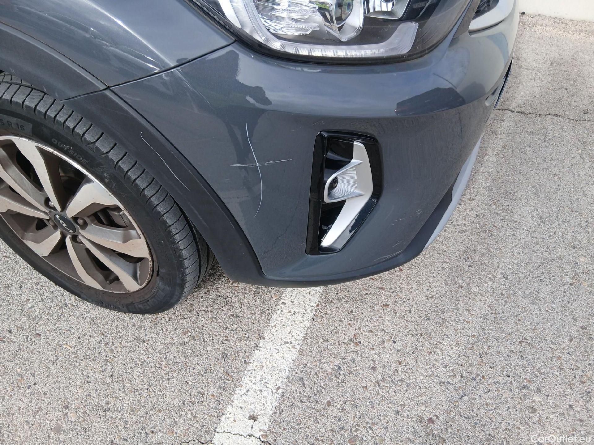  KIA  STONIC KIA  / 2017 / 5P / todoterreno 1.0 T-GDi 74kW (100CV) MHEV iMT Concept #8