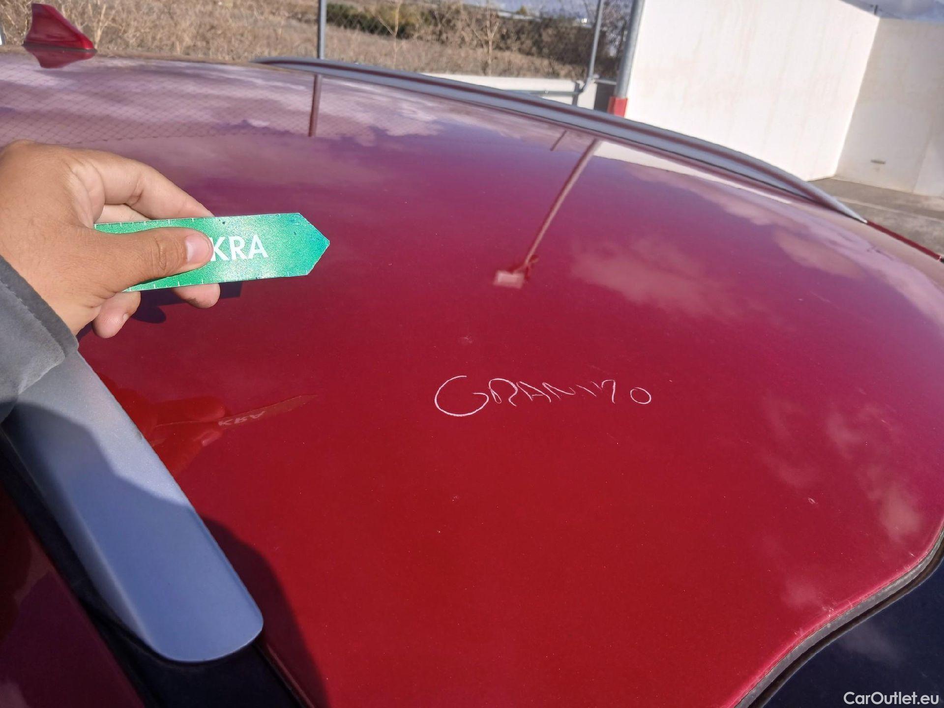  KIA  XCeed KIA  / 2019 / 5P / todoterreno 1.0 T-GDi Drive 88kW (120CV) #27