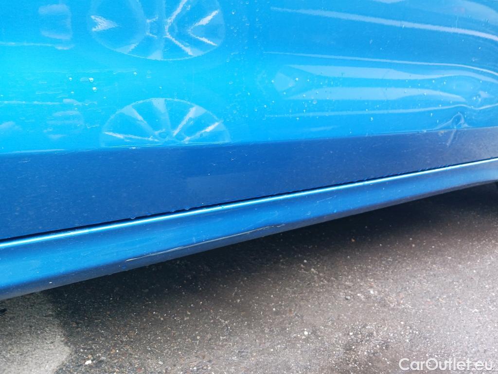  KIA  Rio KIA  / 2020 / 5P / berlina con portón 1.0 T-GDi 74kW (100CV) MHEV iMT Concept #13