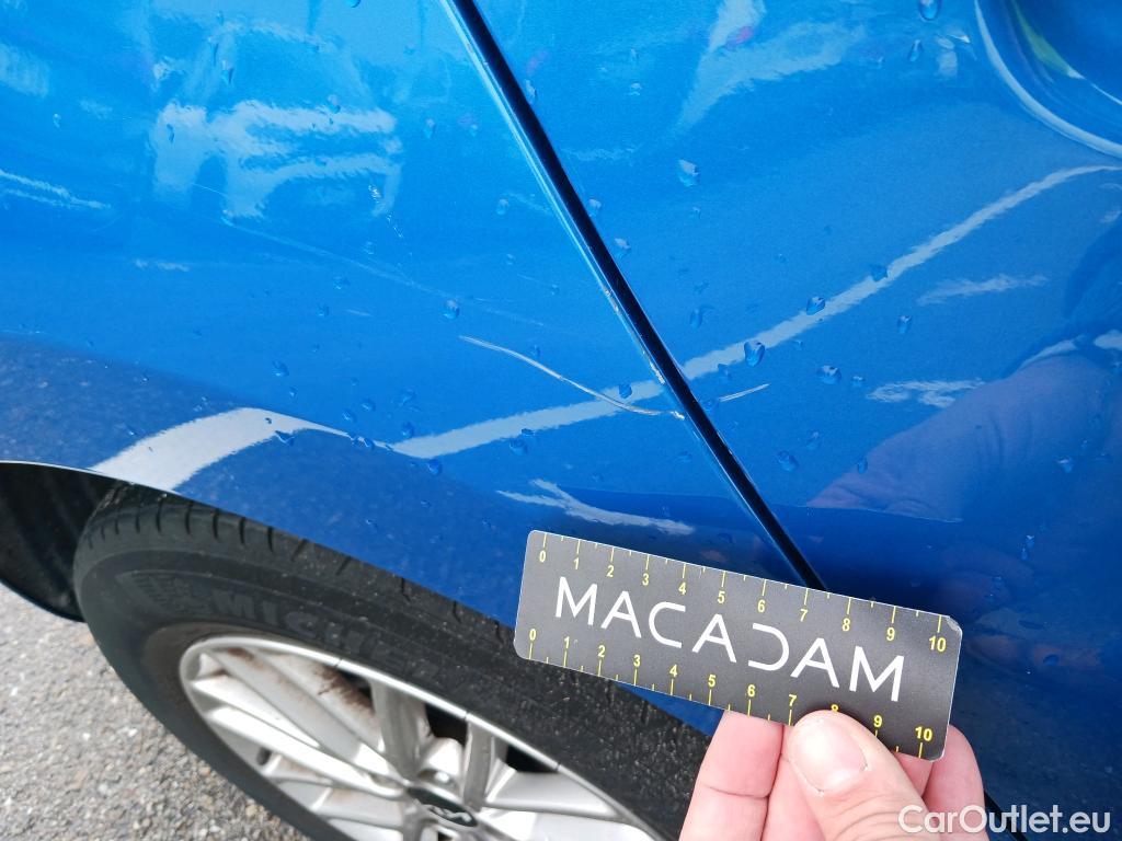  KIA  Rio KIA  / 2020 / 5P / berlina con portón 1.0 T-GDi 74kW (100CV) MHEV iMT Concept #40