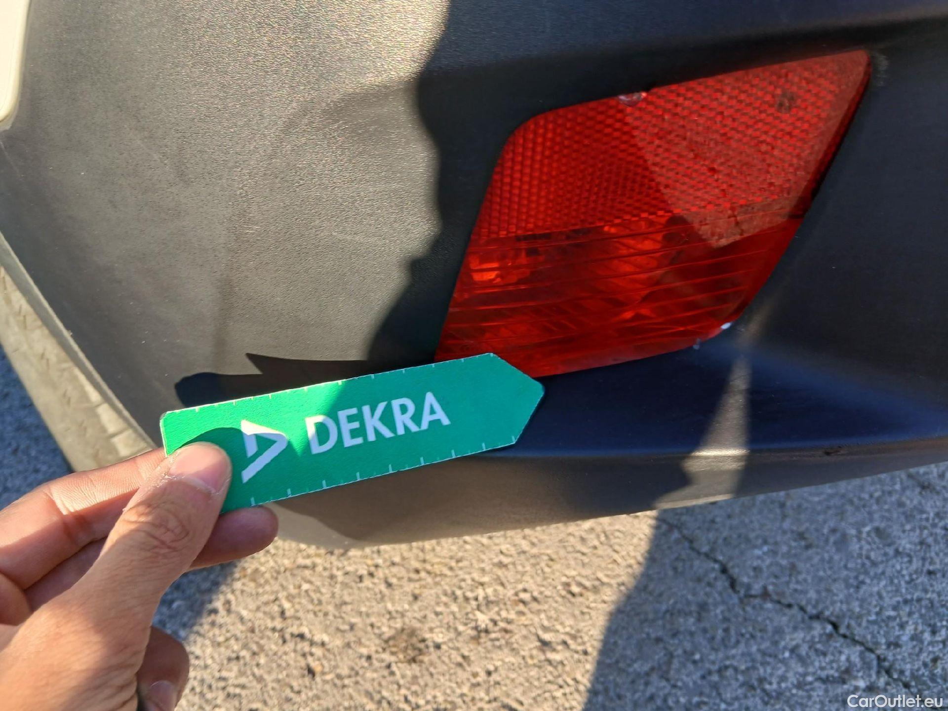  Peugeot  2008 PEUGEOT  / 2019 / 5P / todoterreno Active Pack Puretech 100 S&S BVM6 #19