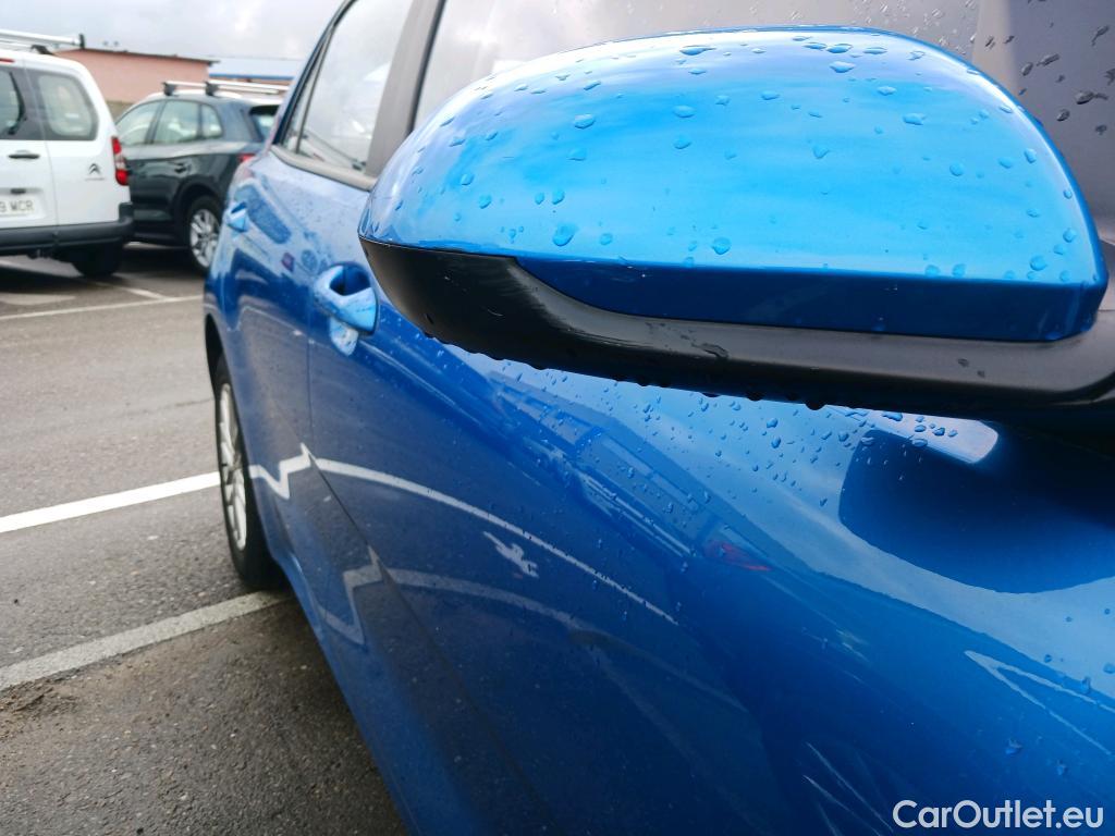  KIA  Rio KIA  / 2020 / 5P / berlina con portón 1.0 T-GDi 74kW (100CV) MHEV iMT Concept #54