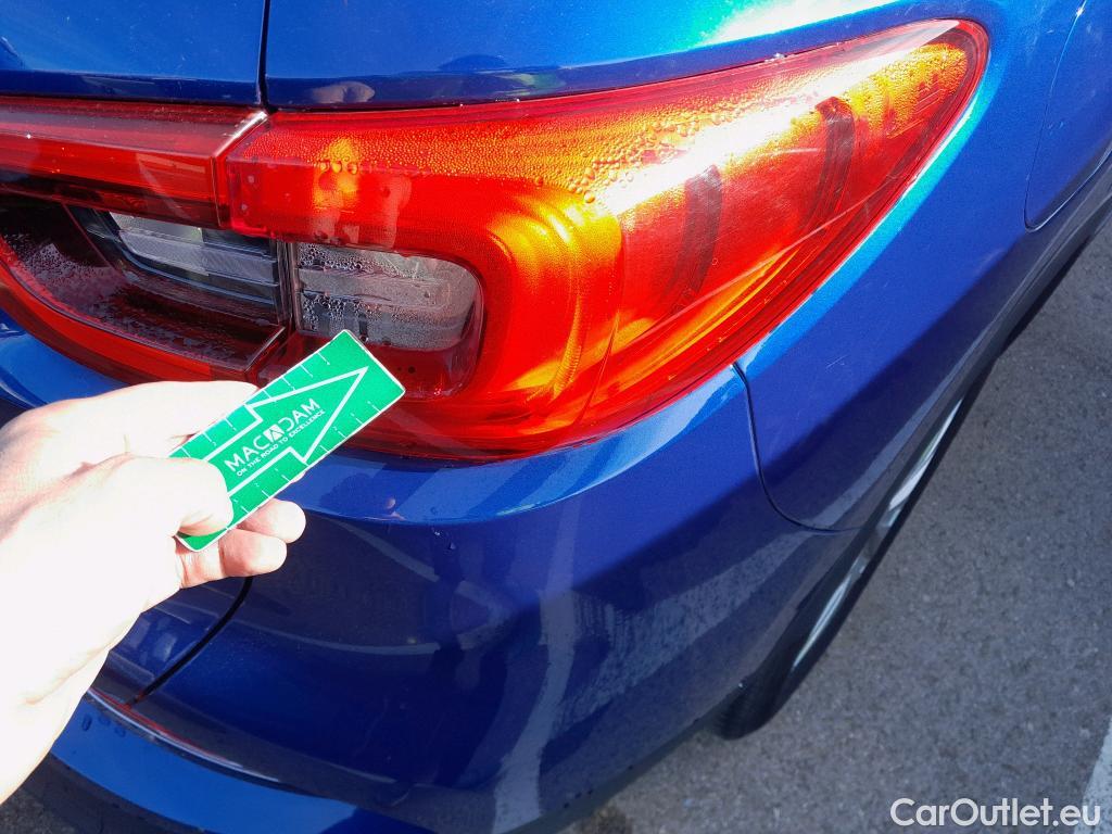  Renault  Kadjar RENAULT  / 2019 / 5P / crossover Intens Blue dCi 85kW (115CV) #2