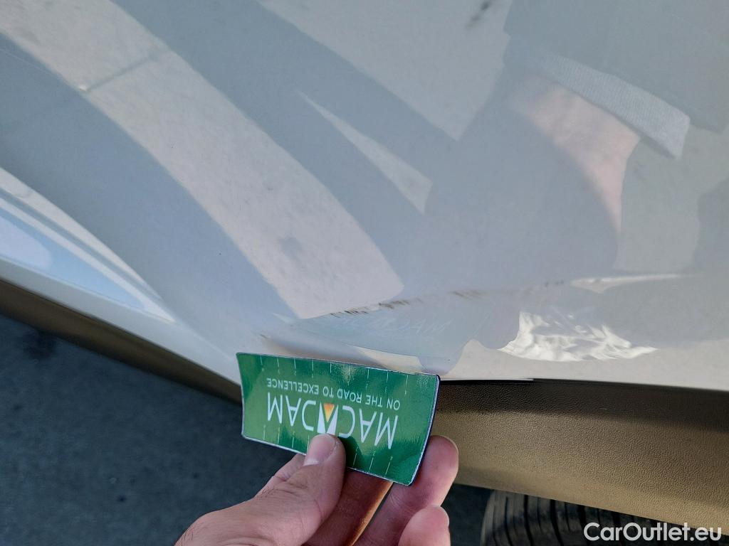  Hyundai  Tucson HYUNDAI  / 2018 / 5P / todoterreno 1.6 CRDI 85kW (116CV) 48V SLE 4X2(SP)(SL) #6