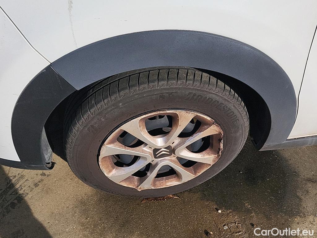  Citroen  C3  Live Pack 1.5 BlueHDi 100CV MT6 E6d #35