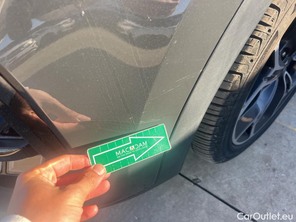  KIA  Sportage KIA  / 2018 / 5P / todoterreno 1.6 T-GDi GT Line Essential DCT 4x2 #31