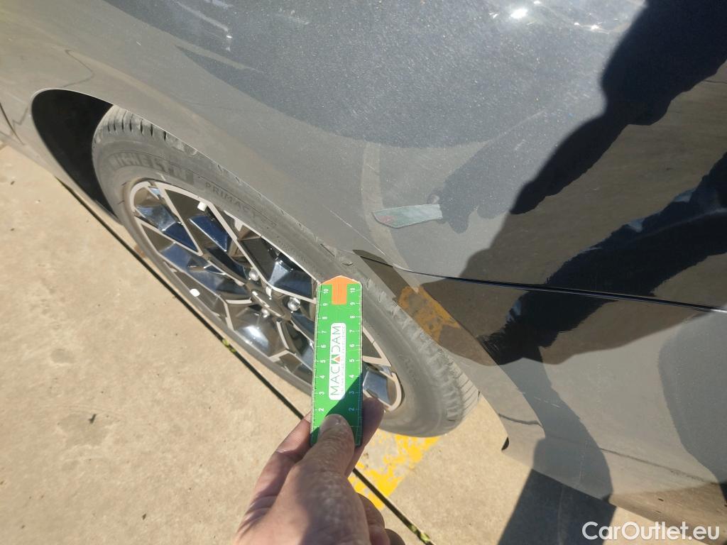  KIA  Cee'd KIA Ceed Tourer / 2021 / 5P / familiar Tourer 1.5 MHEV 118kW(160CV) GT Line DCT #3