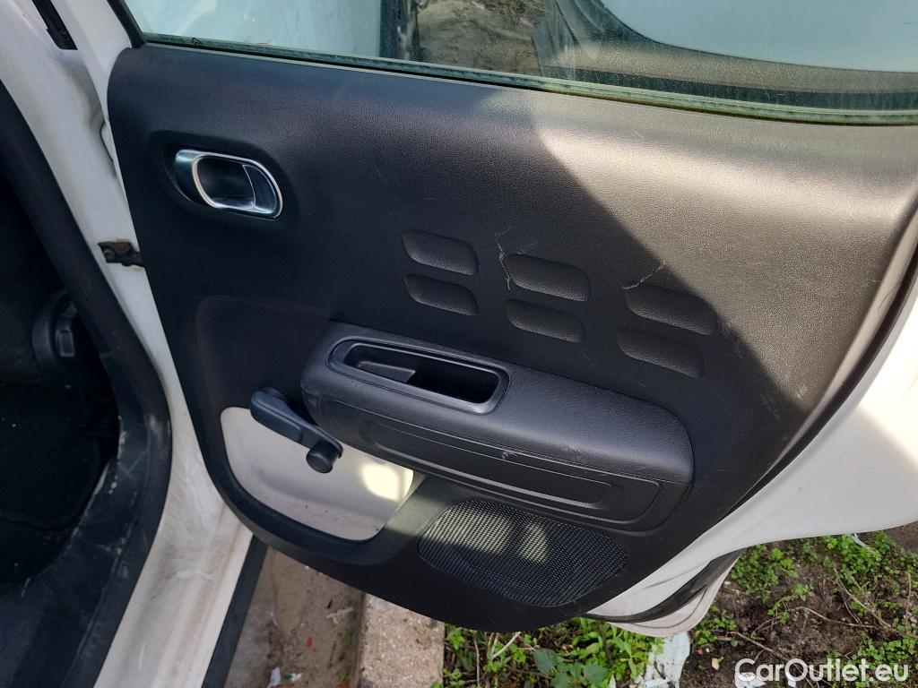  Citroen  C3  Live Pack 1.5 BlueHDi 100CV MT6 E6d #19