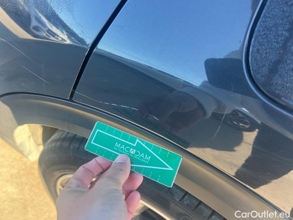  KIA  Sportage KIA  / 2018 / 5P / todoterreno 1.6 T-GDi GT Line Essential DCT 4x2 #12