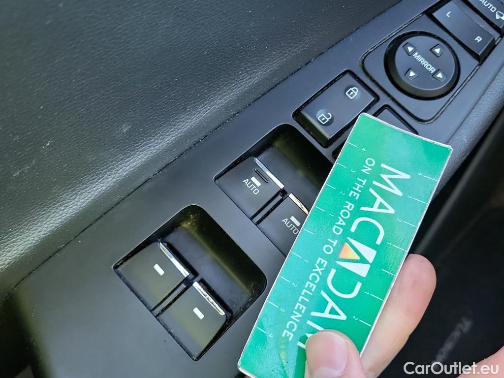  Hyundai  Tucson HYUNDAI  / 2018 / 5P / todoterreno 1.6 CRDI 85kW (116CV) 48V SLE 4X2(SP)(SL) #2