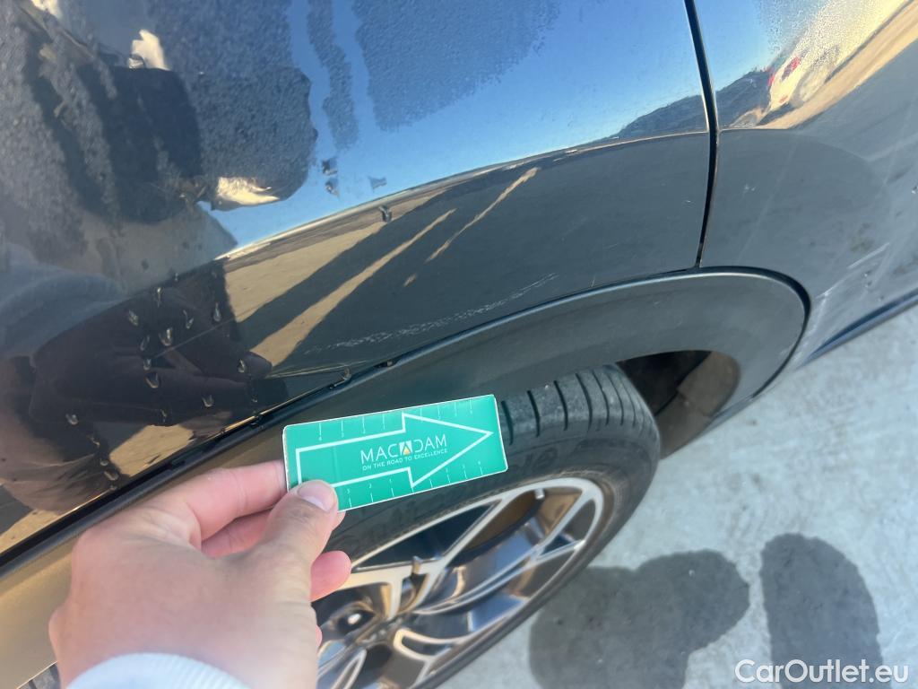  KIA  Sportage KIA  / 2018 / 5P / todoterreno 1.6 T-GDi GT Line Essential DCT 4x2 #8