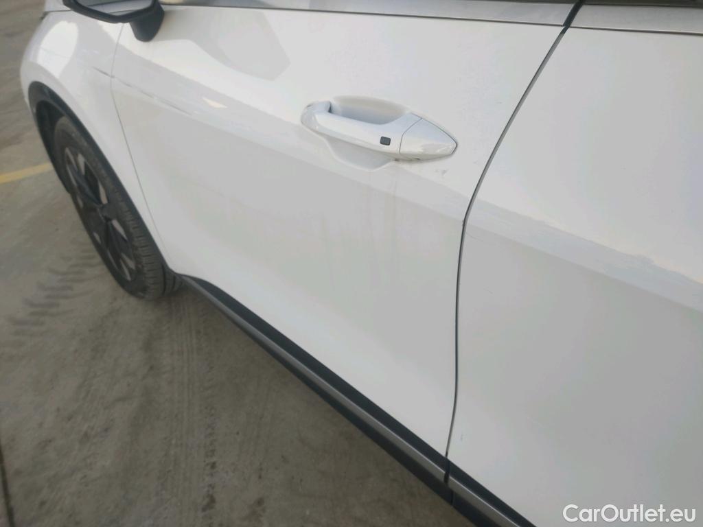  KIA  Sportage KIA  / 2022 / 5P / todoterreno 1.6 T-GDi PHEV 198kW (265CV) Tech 4X4 #3