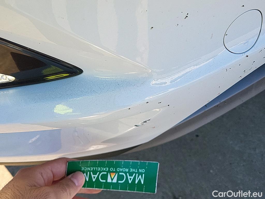  Hyundai  Tucson HYUNDAI  / 2018 / 5P / todoterreno 1.6 CRDI 85kW (116CV) 48V SLE 4X2(SP)(SL) #21