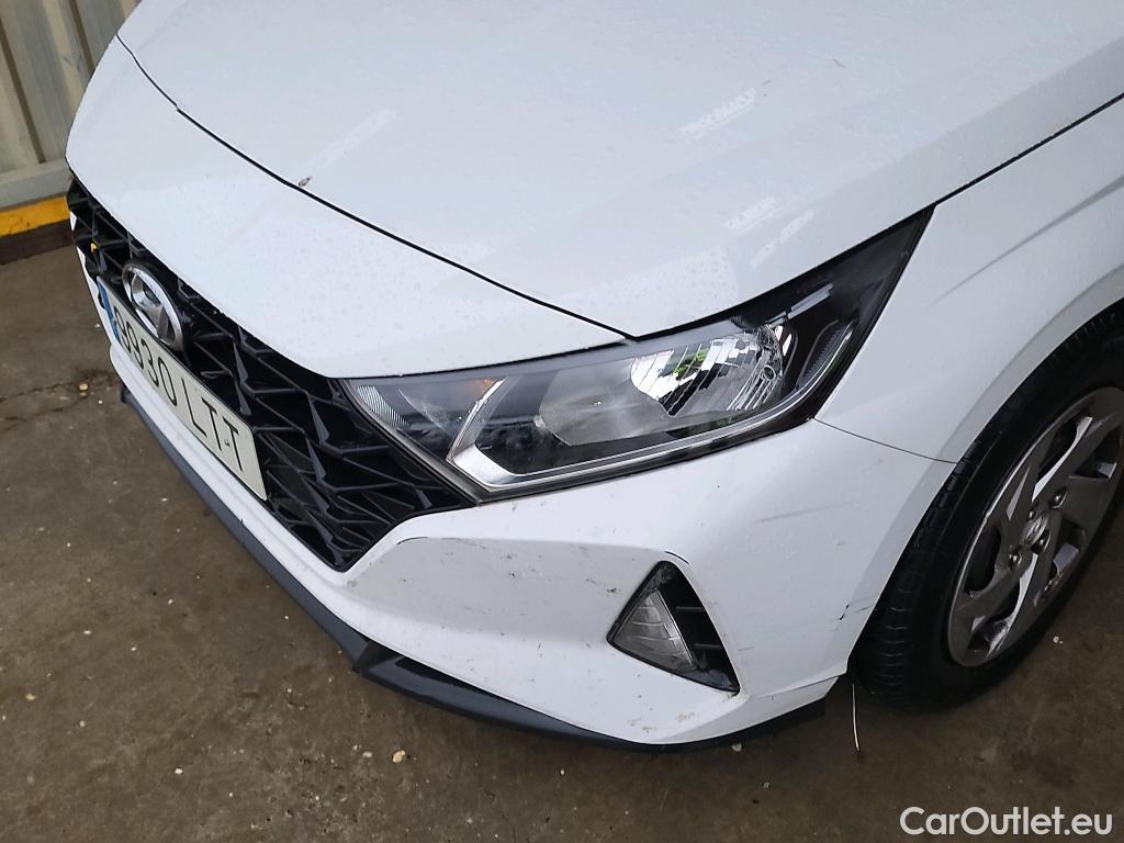  Hyundai  i20 HYUNDAI  / 2020 / 5P / berlina con portón 1.0 TGDI 74kW (100CV) 48V Essence #17