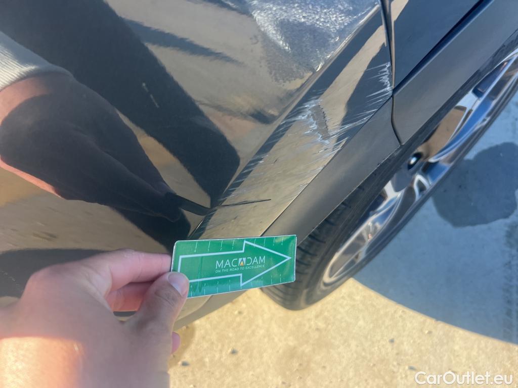  KIA  Sportage KIA  / 2018 / 5P / todoterreno 1.6 T-GDi GT Line Essential DCT 4x2 #34