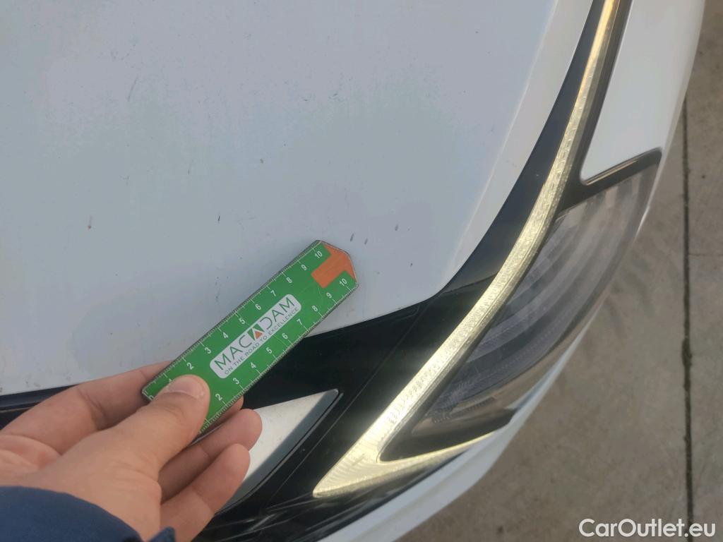  KIA  Sportage KIA  / 2022 / 5P / todoterreno 1.6 T-GDi PHEV 198kW (265CV) Tech 4X4 #31