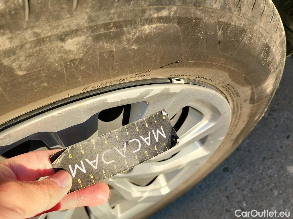  Hyundai  Konna HYUNDAI Kona / 2020 / 5P / todoterreno 1.0 TGDI Klass 4X2 #22