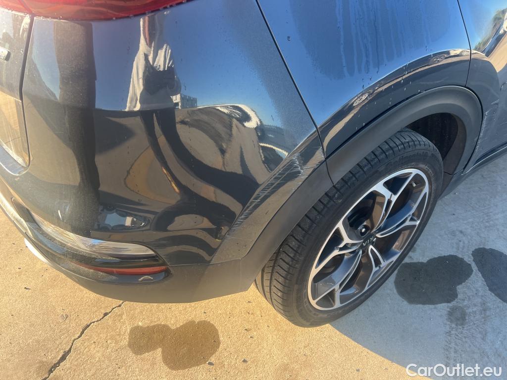  KIA  Sportage KIA  / 2018 / 5P / todoterreno 1.6 T-GDi GT Line Essential DCT 4x2 #33