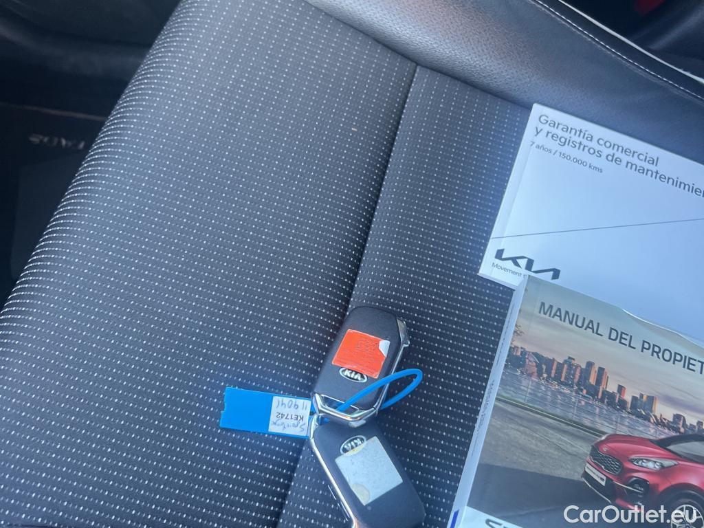  KIA  Sportage KIA  / 2018 / 5P / todoterreno 1.6 T-GDi GT Line Essential DCT 4x2 #25
