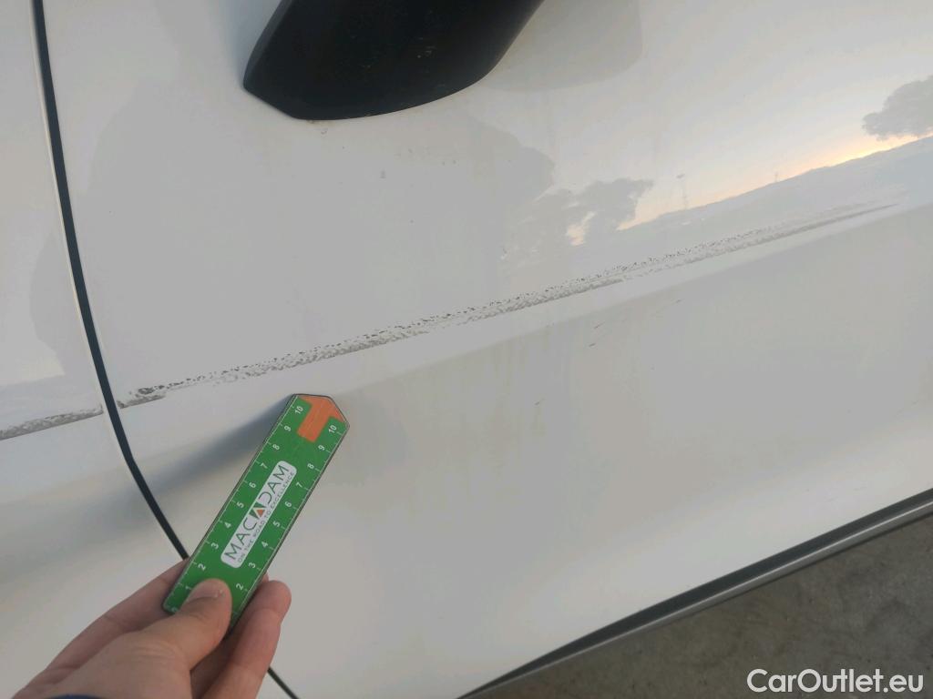  KIA  Sportage KIA  / 2022 / 5P / todoterreno 1.6 T-GDi PHEV 198kW (265CV) Tech 4X4 #5