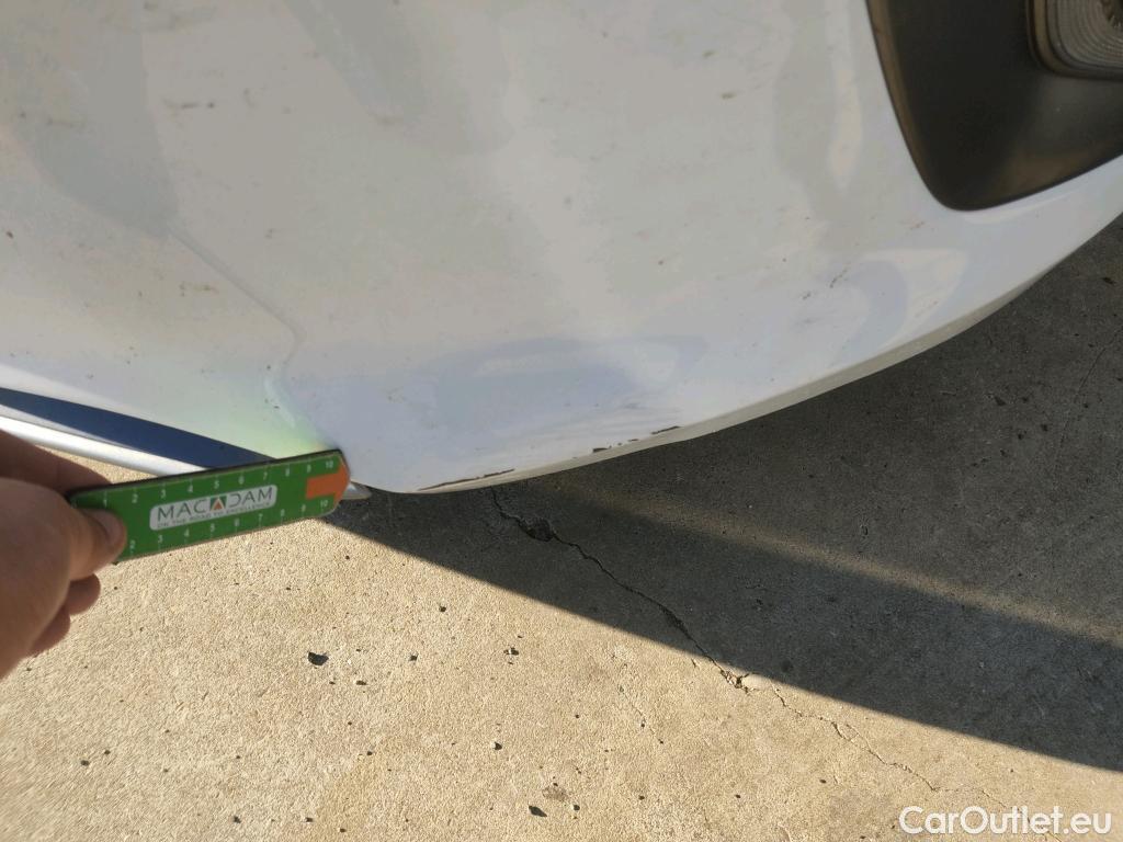  Hyundai   Ioniq HYUNDAI / 2019 / 5P / berlina con portón 1.6 GDI HEV Tecno DCT #5