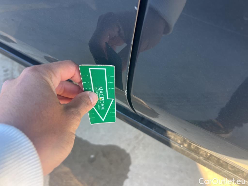  KIA  Sportage KIA  / 2018 / 5P / todoterreno 1.6 T-GDi GT Line Essential DCT 4x2 #6