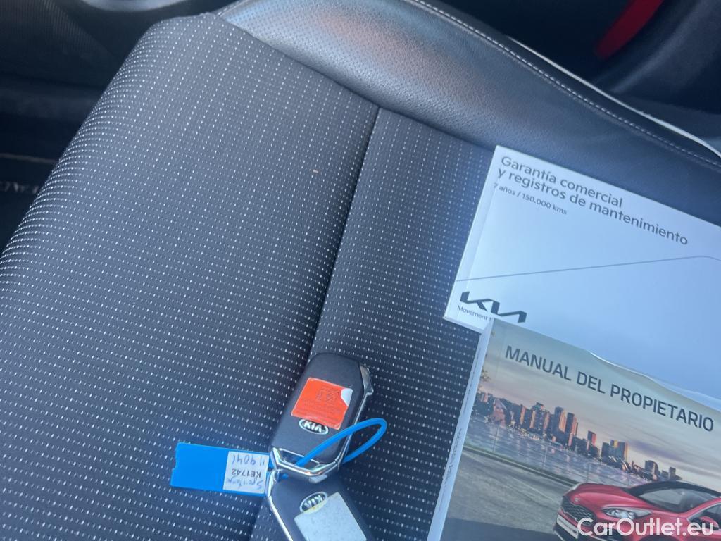  KIA  Sportage KIA  / 2018 / 5P / todoterreno 1.6 T-GDi GT Line Essential DCT 4x2 #24