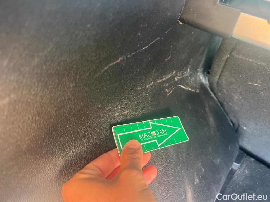  KIA  Sportage KIA  / 2018 / 5P / todoterreno 1.6 T-GDi GT Line Essential DCT 4x2 #21