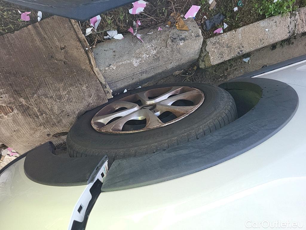  Citroen  C3  Live Pack 1.5 BlueHDi 100CV MT6 E6d #33