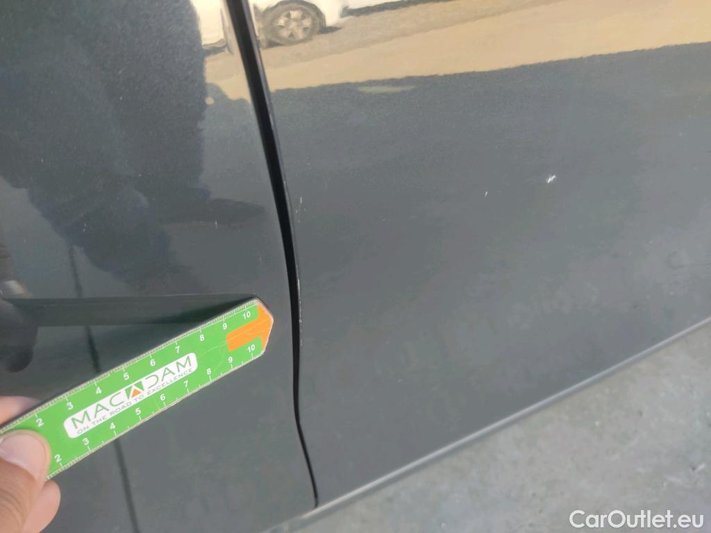  KIA  Cee'd KIA Ceed Tourer / 2021 / 5P / familiar Tourer 1.5 MHEV 118kW(160CV) GT Line DCT #16