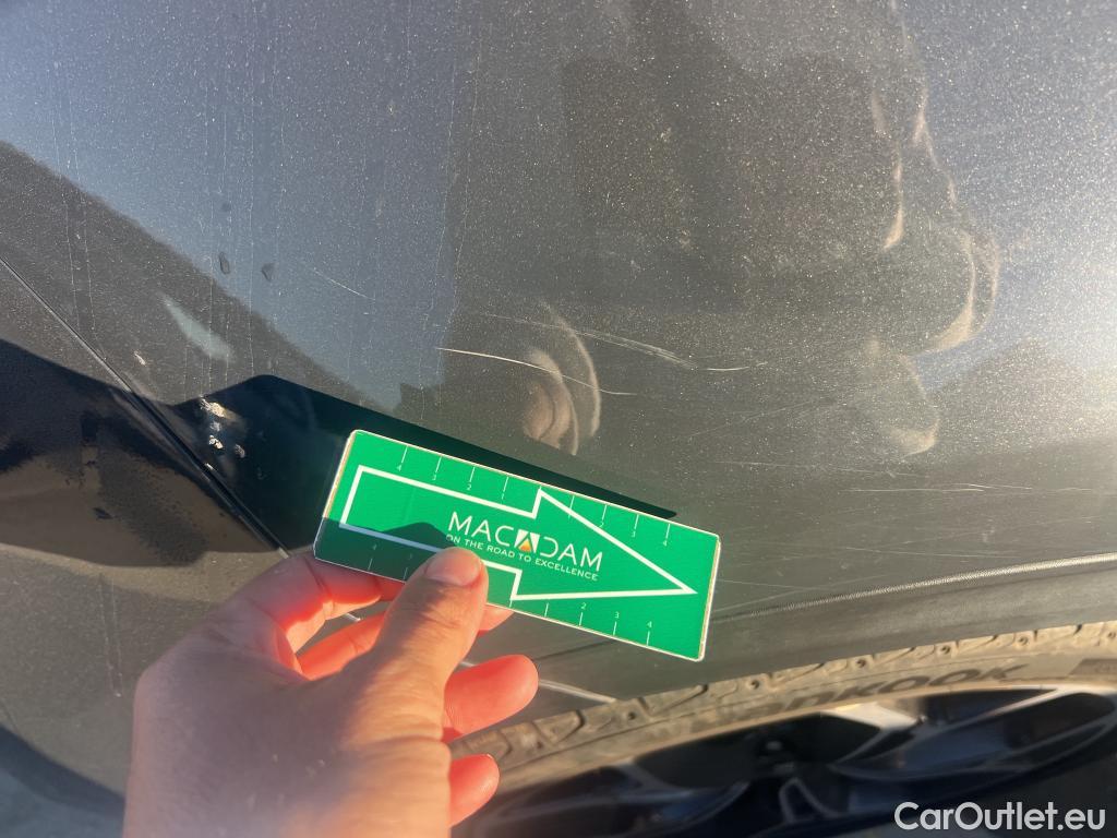  KIA  Sportage KIA  / 2018 / 5P / todoterreno 1.6 T-GDi GT Line Essential DCT 4x2 #19