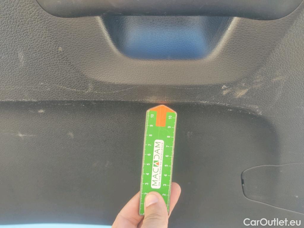  KIA  Cee'd KIA Ceed Tourer / 2021 / 5P / familiar Tourer 1.5 MHEV 118kW(160CV) GT Line DCT #23