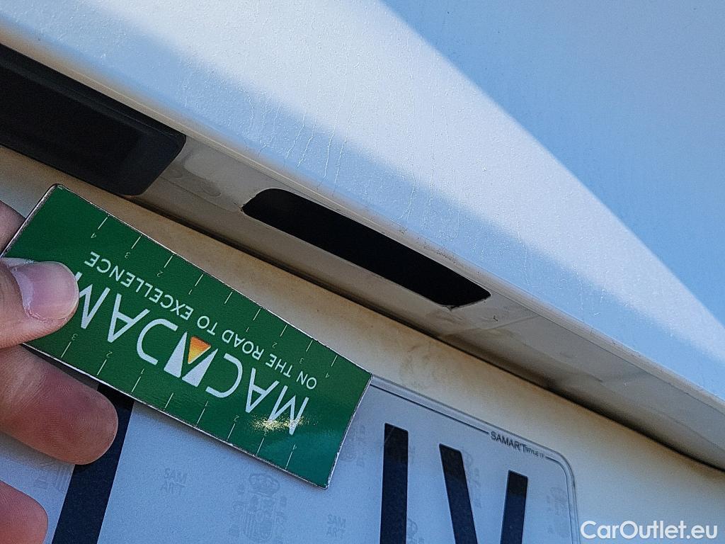  Hyundai  Tucson HYUNDAI  / 2018 / 5P / todoterreno 1.6 CRDI 85kW (116CV) 48V SLE 4X2(SP)(SL) #19