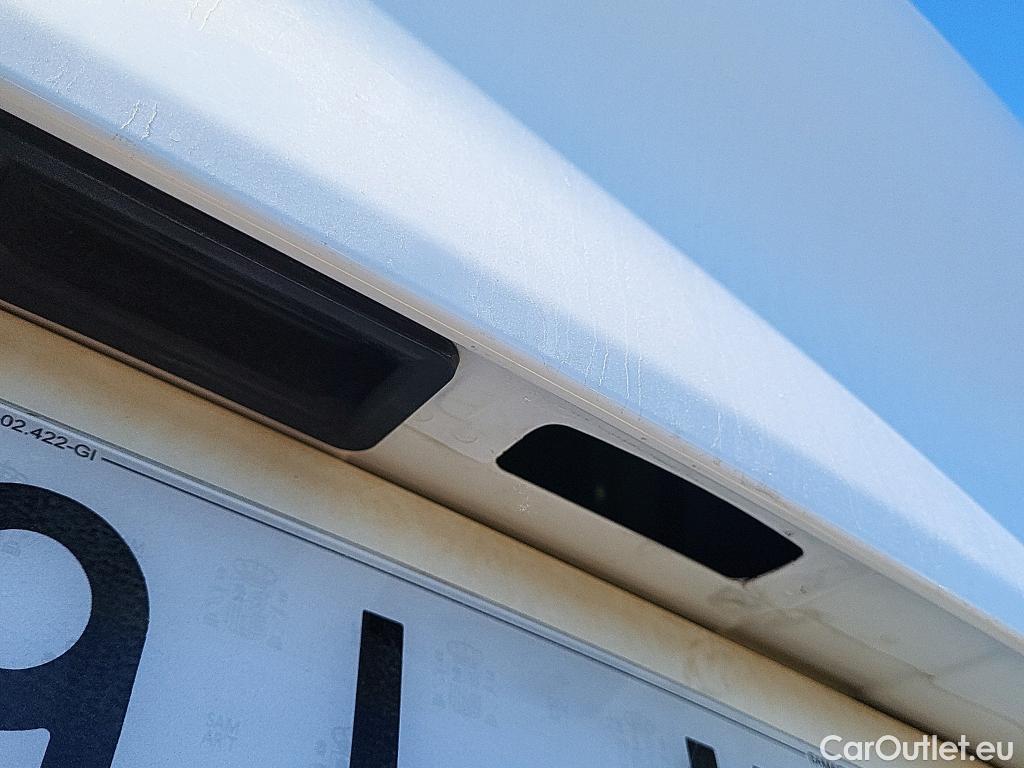  Hyundai  Tucson HYUNDAI  / 2018 / 5P / todoterreno 1.6 CRDI 85kW (116CV) 48V SLE 4X2(SP)(SL) #18