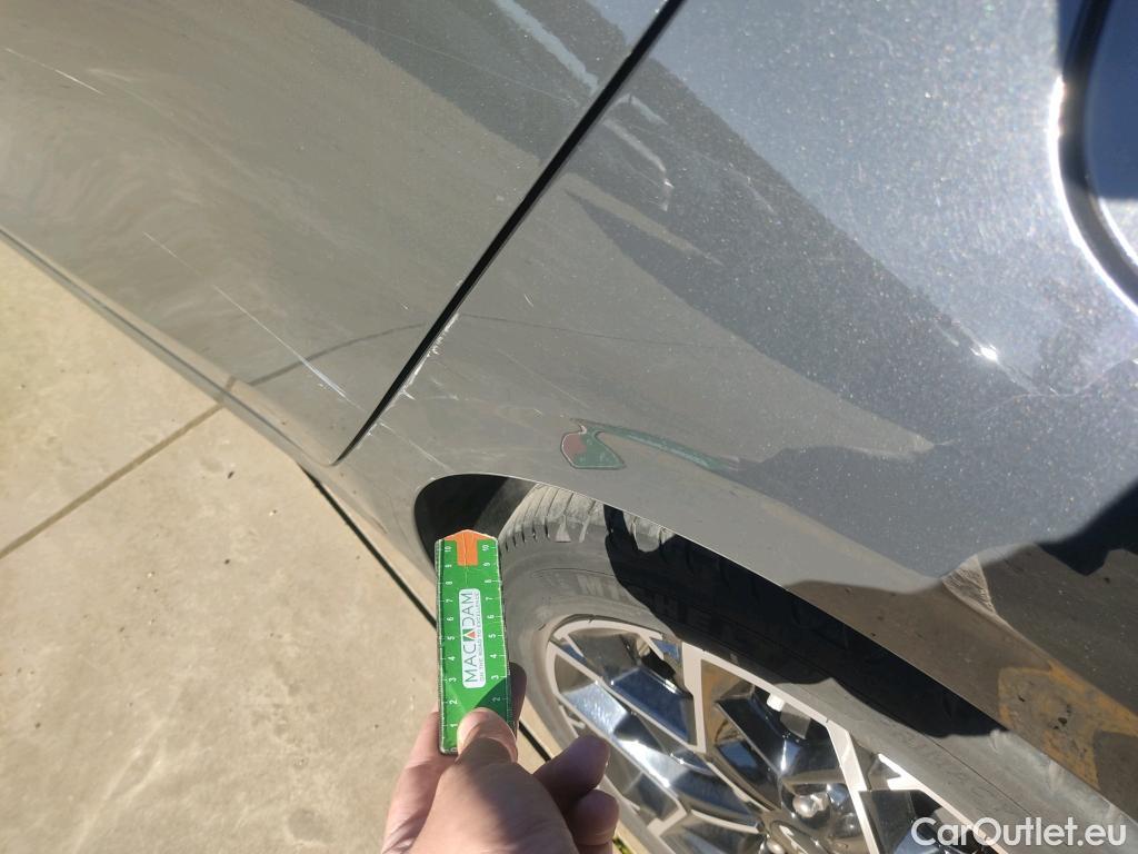  KIA  Cee'd KIA Ceed Tourer / 2021 / 5P / familiar Tourer 1.5 MHEV 118kW(160CV) GT Line DCT #2